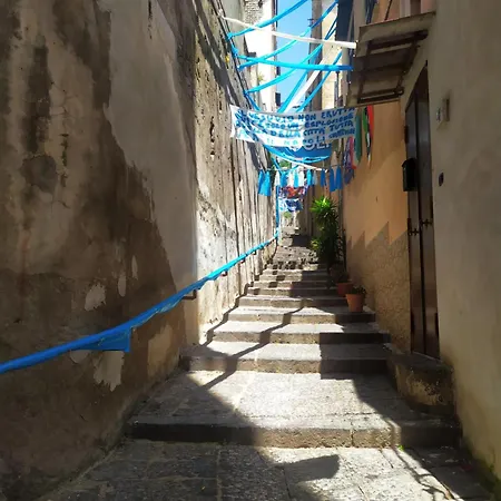 Lägenhet La Casetta Di Carmela